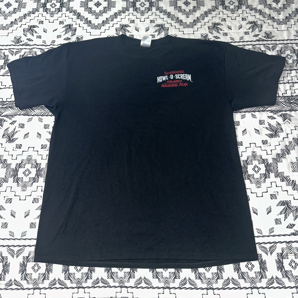 VINTAGE Howl-O-scream Seaworld Orlando Inaugural Fear adult S T-shirt sirens cal